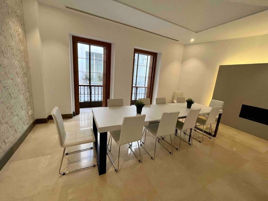 Vakantiehuis Fdez Amazing House By Cathedral And Giralda With Private Pool *