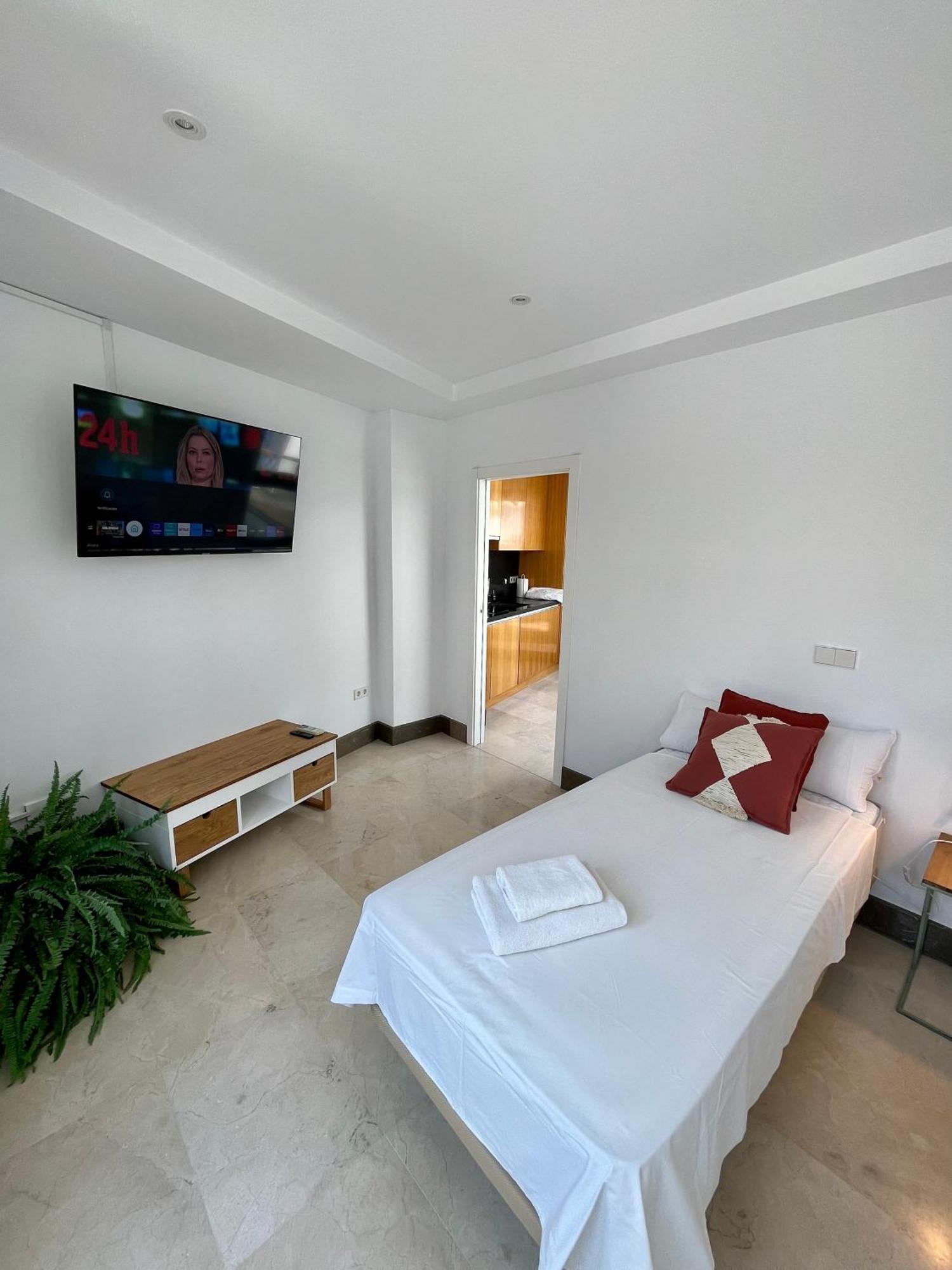 Vakantiehuis Fdez Amazing House By Cathedral And Giralda With Private Pool